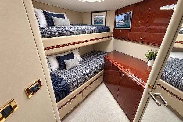 Bamboozled Again 80ft Lazzara Yachts Yacht For Sale