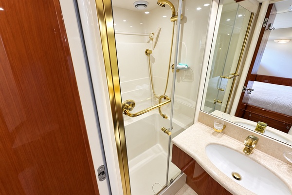 Bamboozled Again 80ft Lazzara Yachts Yacht For Sale