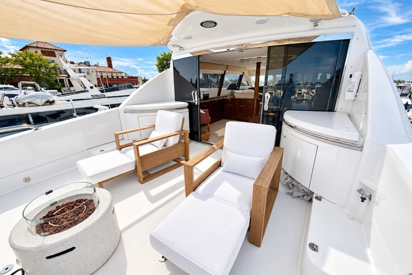 Bamboozled Again 80ft Lazzara Yachts Yacht For Sale