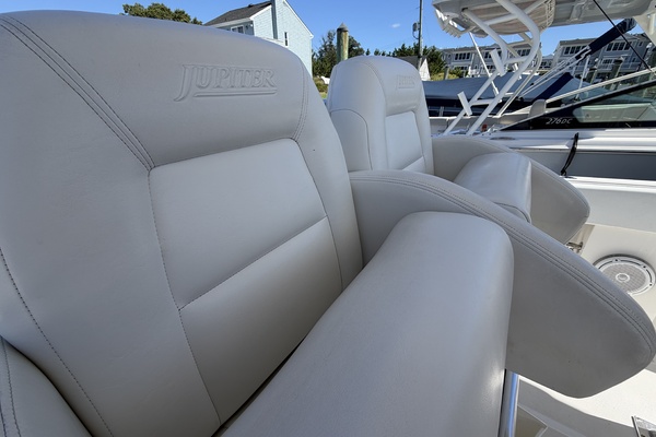 29ft Jupiter Yacht For Sale