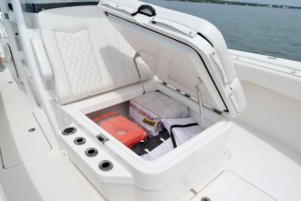 34ft Fountain Yacht For Sale