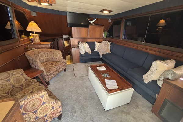 45ft Hatteras Yacht For Sale