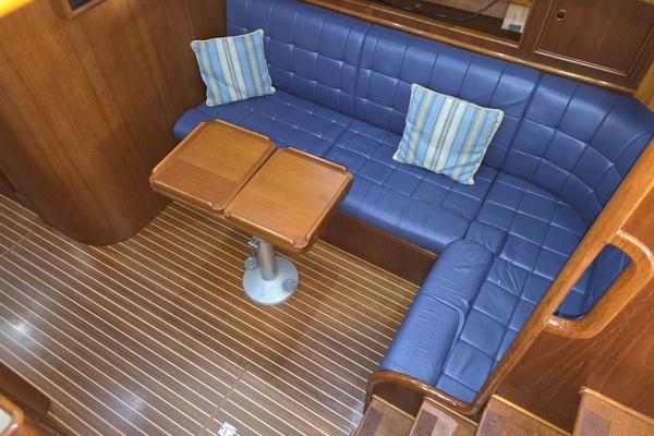 Bella Cosa 43ft Grand Banks Eastbay Yacht For Sale
