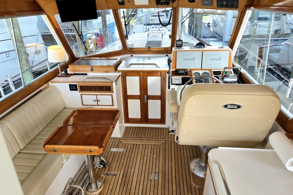 Bella Cosa 43ft Grand Banks Eastbay Yacht For Sale