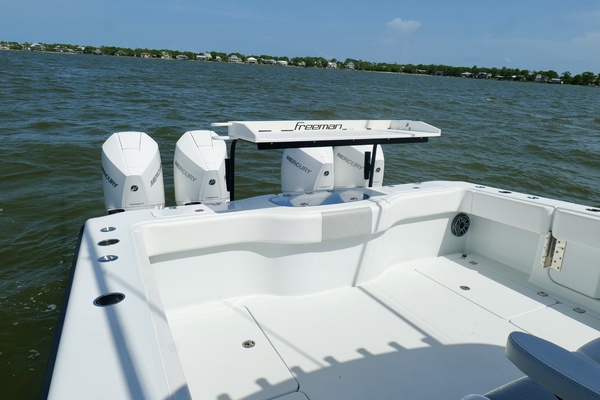 Reel G 38ft Freeman Yacht For Sale