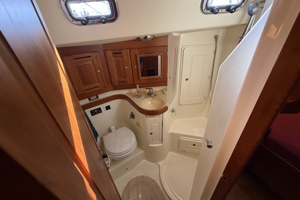 Coianna 43ft Tartan Yacht For Sale