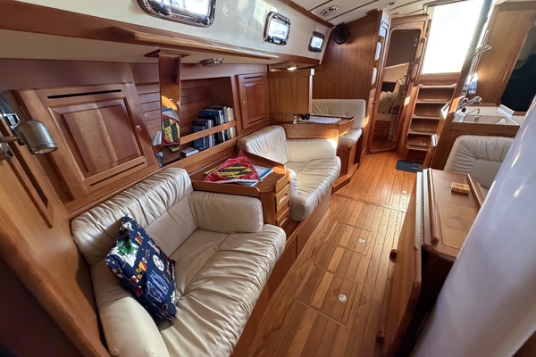 Coianna 43ft Tartan Yacht For Sale