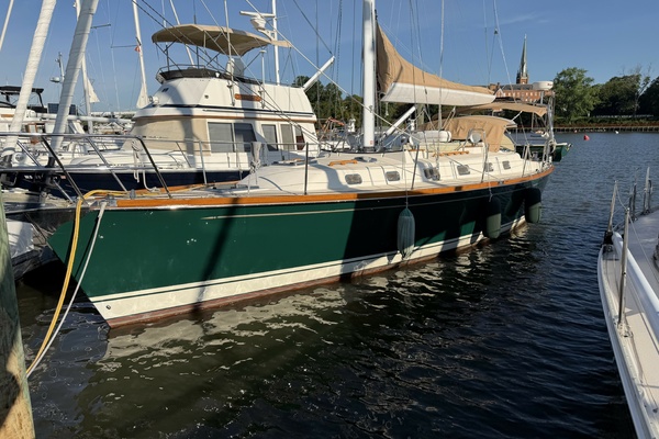 Coianna 43ft Tartan Yacht For Sale