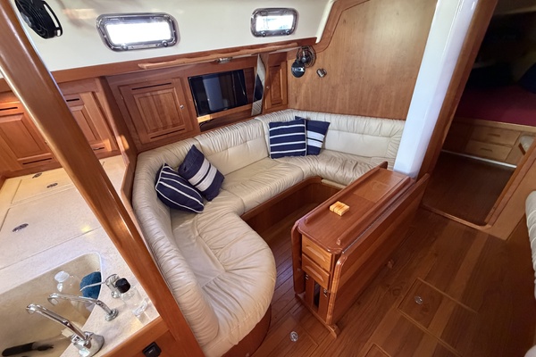 Coianna 43ft Tartan Yacht For Sale