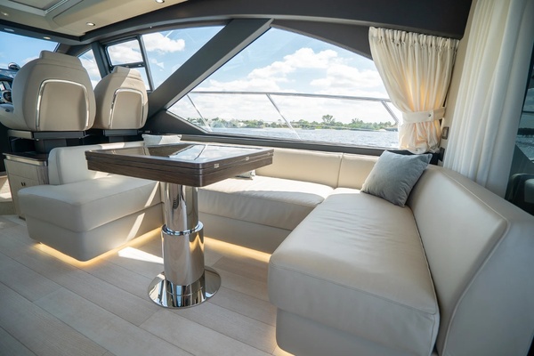60ft Azimut Yacht For Sale