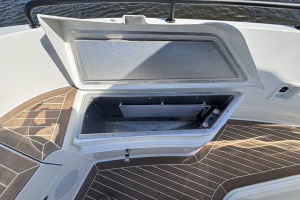 32ft Targa Yacht For Sale