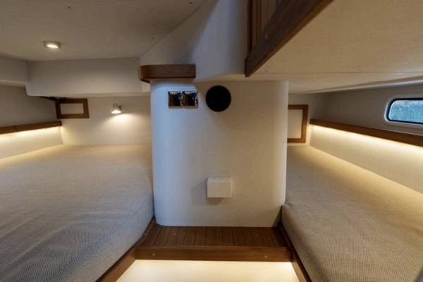 32ft Targa Yacht For Sale