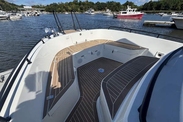 32ft Targa Yacht For Sale