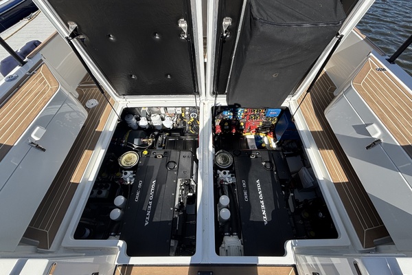 32ft Targa Yacht For Sale
