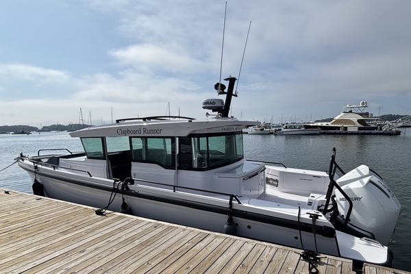 Clapboard Runner 37ft Axopar Yacht For Sale