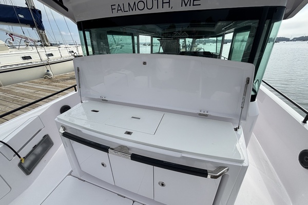 Clapboard Runner 37ft Axopar Yacht For Sale