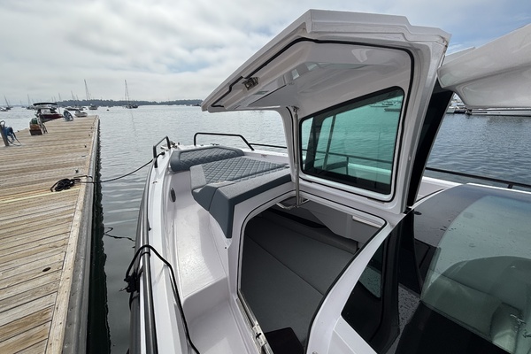 Clapboard Runner 37ft Axopar Yacht For Sale