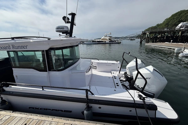Axopar 37XC Cross Cabin Yacht For Sale