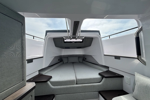 Axopar 37XC Cross Cabin Yacht For Sale