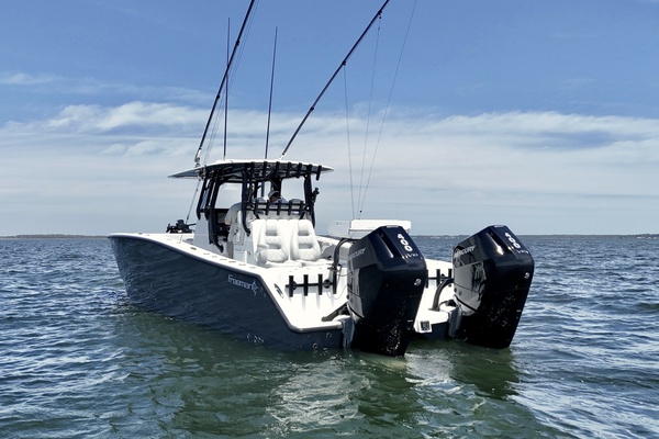 34ft Freeman Yacht For Sale
