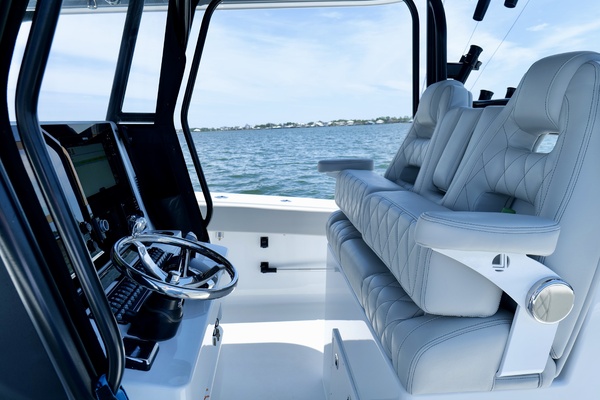 34ft Freeman Yacht For Sale