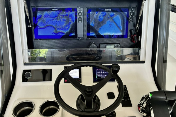 29ft SeaVee Yacht For Sale