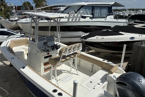 21ft NauticStar Yacht For Sale