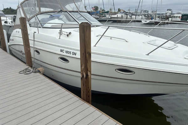 33-ft-Larson-2003-330 Cabrio- Muskegon Michigan United States  yacht for sale