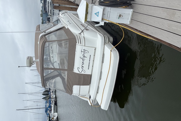 Serendipity 33ft Larson Yacht For Sale