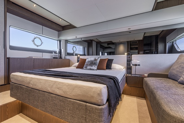 LENDAVA 58ft Ferretti Yachts Yacht For Sale