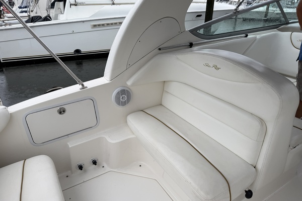 28ft Sea Ray Yacht For Sale