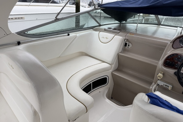 28ft Sea Ray Yacht For Sale