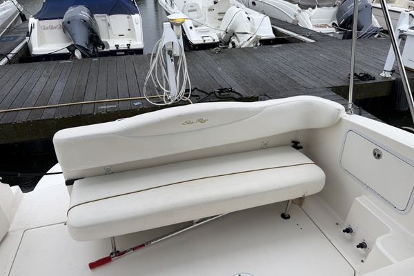 28ft Sea Ray Yacht For Sale