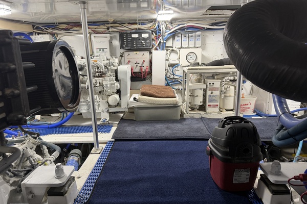 Cricket 50ft Hatteras Yacht For Sale