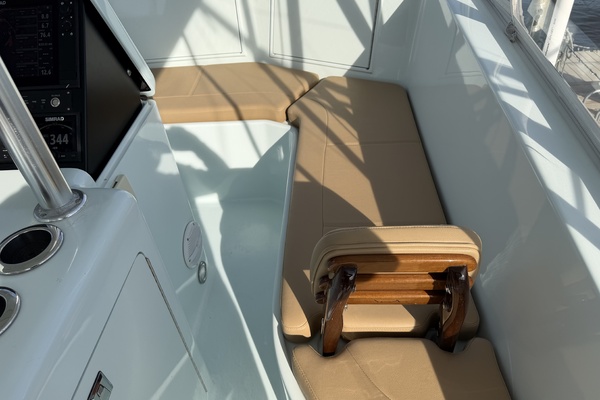 Cricket 50ft Hatteras Yacht For Sale