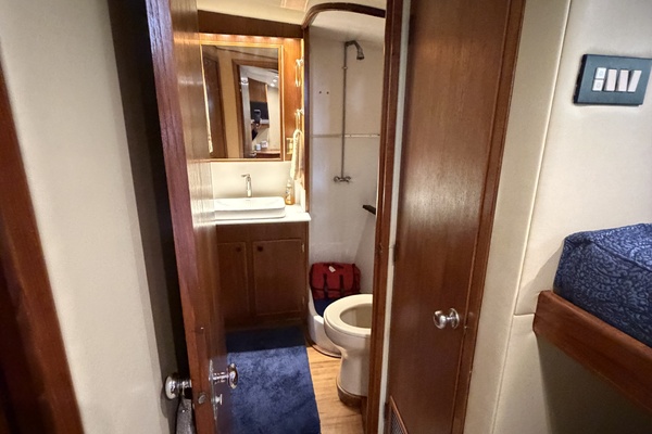 Cricket 50ft Hatteras Yacht For Sale