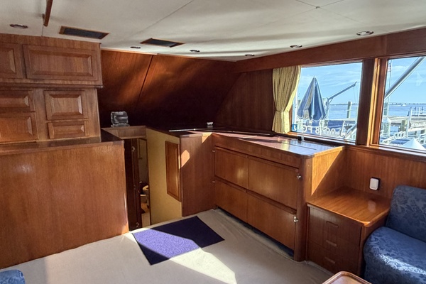 Cricket 50ft Hatteras Yacht For Sale