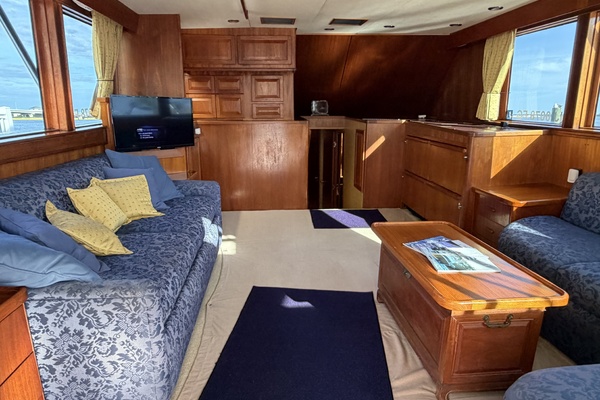Cricket 50ft Hatteras Yacht For Sale
