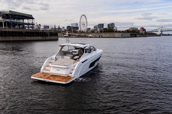 45ft Azimut Yacht For Sale