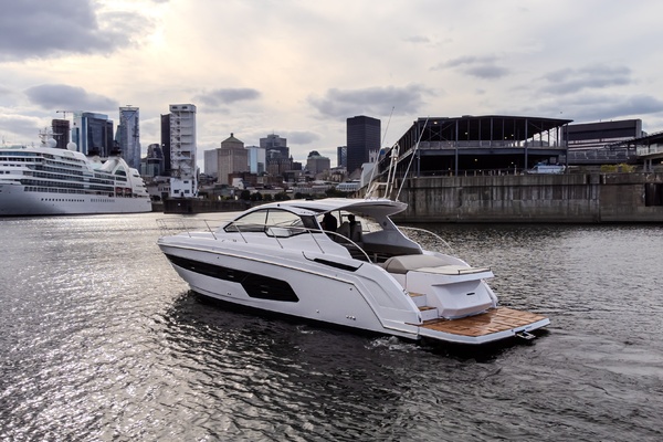 45ft Azimut Yacht For Sale