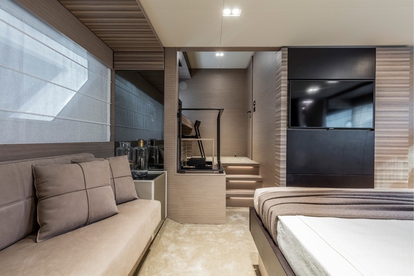 LIBI V 67ft Ferretti Yachts Yacht For Sale
