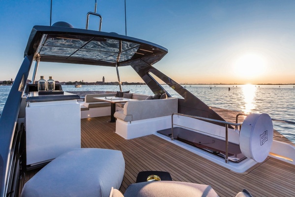 LIBI V 67ft Ferretti Yachts Yacht For Sale