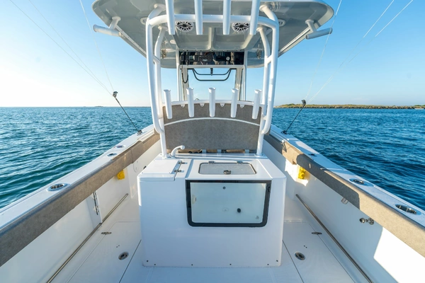 Sea Hunt Gamefish 30CB Yacht For Sale