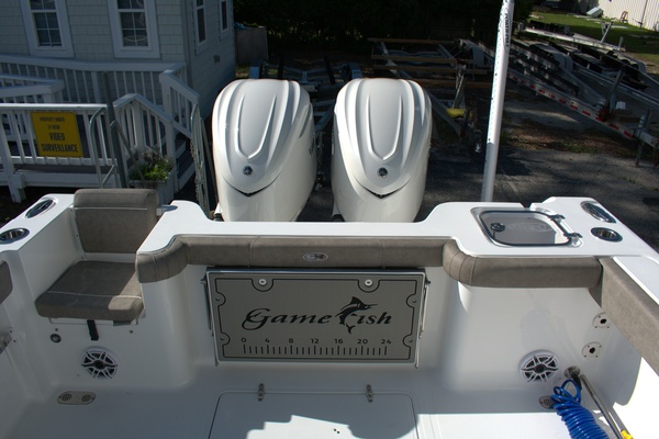 Sea Dogs 30ft Sea Hunt Yacht For Sale