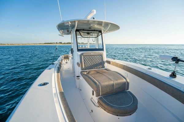 Sea Hunt Gamefish 30CB Yacht For Sale