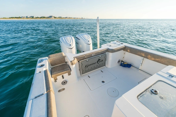 Sea Hunt Gamefish 30CB Yacht For Sale