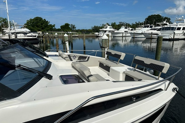 Miles Ahead 36ft Aquila Yacht For Sale