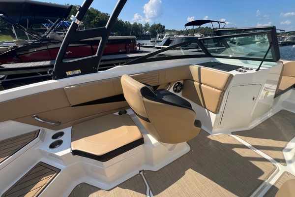 21ft Sea Ray Yacht For Sale