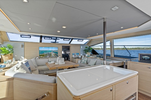 54ft Aquila Yacht For Sale