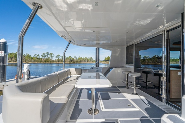 54ft Aquila Yacht For Sale